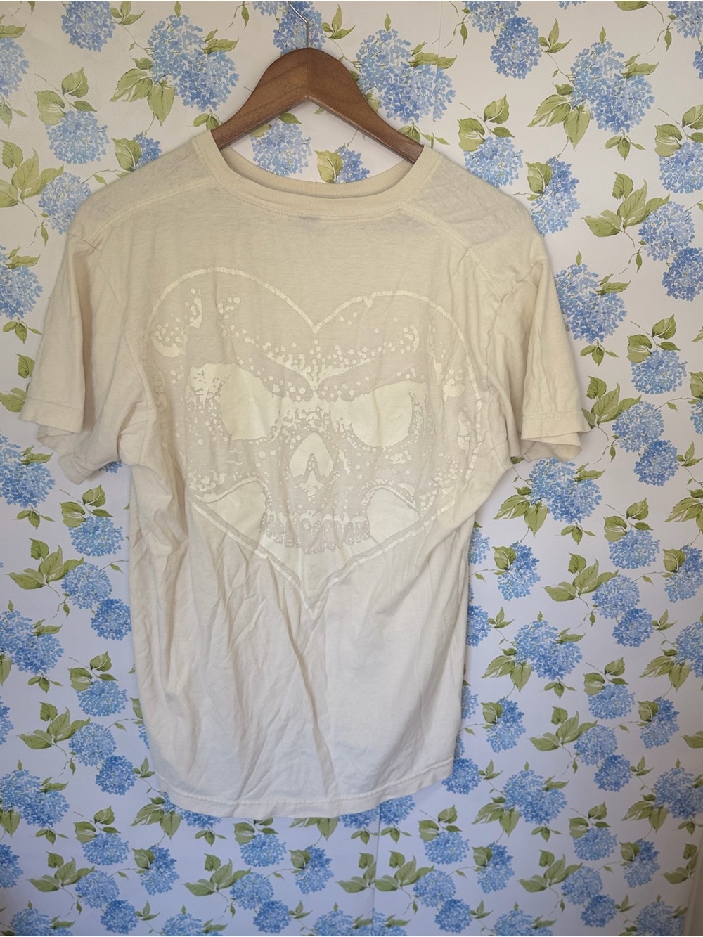 Alexisonfire glow in the dark Men's Cream Graphic Skull Heart T-Shirt L - Picture 1 of 2